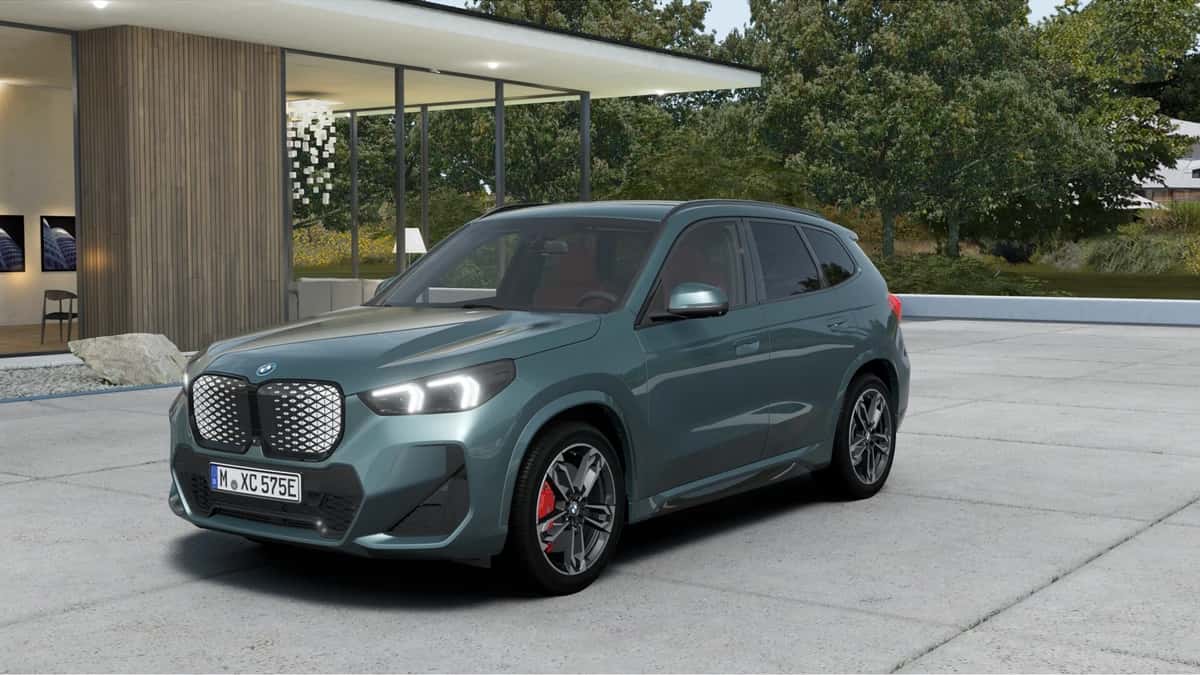 BMW iX1 (2026) — foto 1