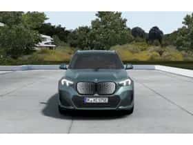BMW iX1 (2026) thumbnail 3