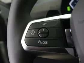 BMW iX2 (2026) thumbnail 16