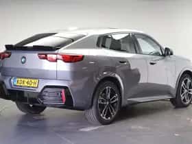 BMW iX2 (2026) thumbnail 4