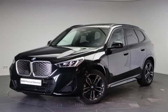 BMW iX1 (2026) thumbnail 1