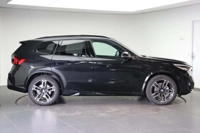 BMW iX1 (2026) thumbnail 4