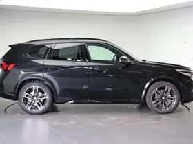 BMW iX1 (2026) thumbnail 4