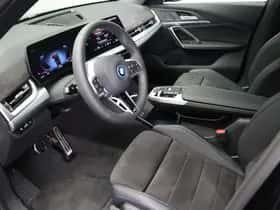 BMW iX1 (2026) thumbnail 9