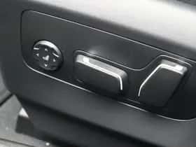 BMW i5 (2026) thumbnail 12