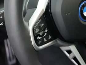 BMW i4 (2026) thumbnail 14