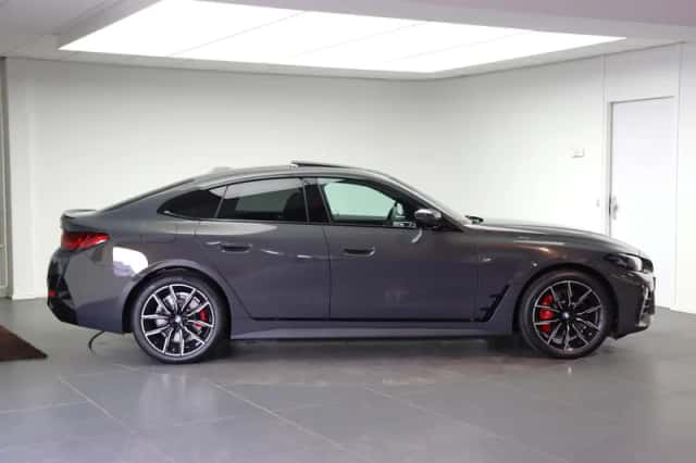 BMW i4 (2026) thumbnail 4