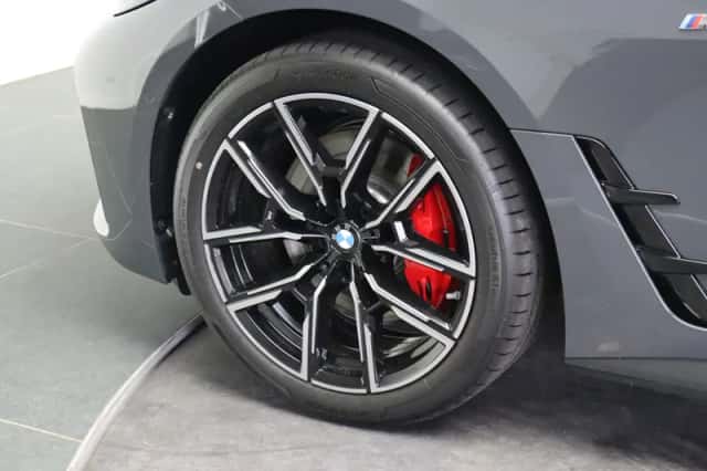 BMW i4 (2026) thumbnail 6