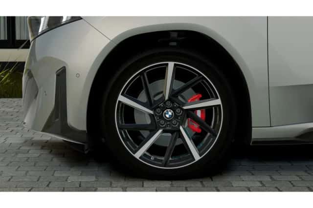 BMW iX3 (2026) thumbnail 6