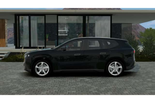BMW iX3 (2026) thumbnail 5
