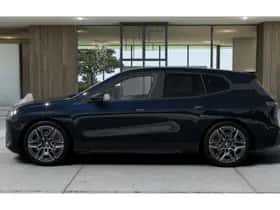 BMW iX (2026) thumbnail 5