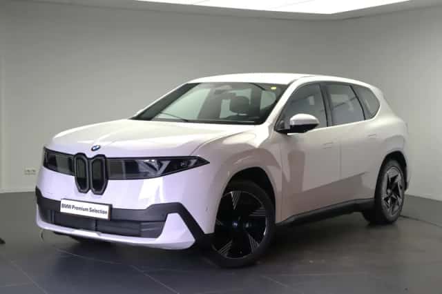 BMW iX3 (2026) thumbnail 1