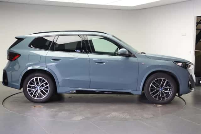 BMW X1 (2025) thumbnail 4