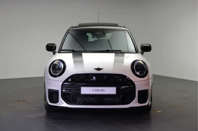 MINI Hatchback (2026) thumbnail 5