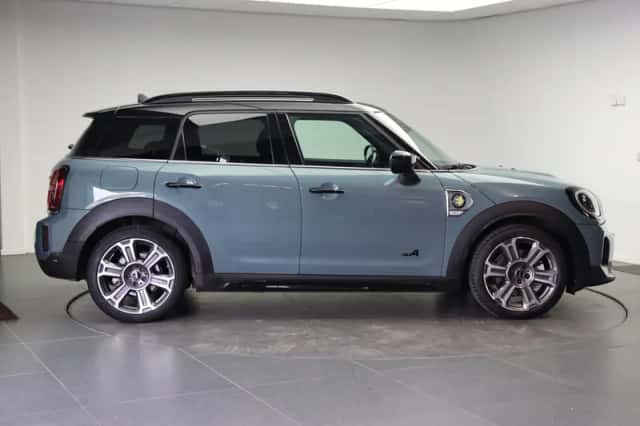 MINI Countryman (2022) thumbnail 4