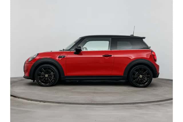 MINI Mini Electric (2022) thumbnail 2