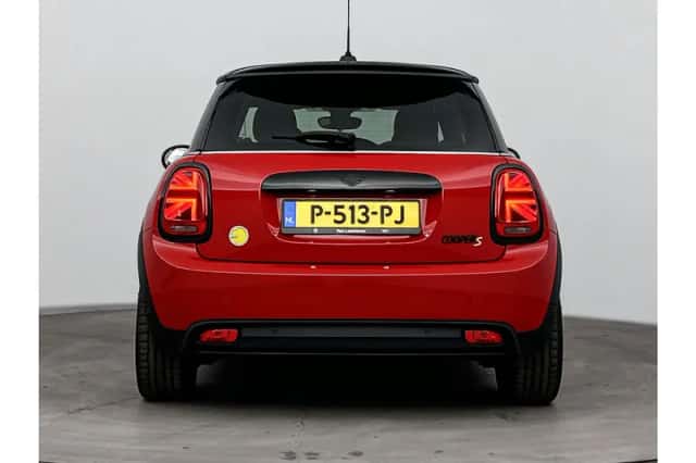 MINI Mini Electric (2022) thumbnail 3