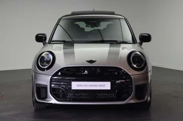 MINI Hatchback (2026) thumbnail 5