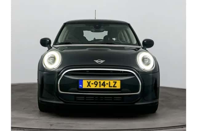 MINI Cooper (2024) thumbnail 5