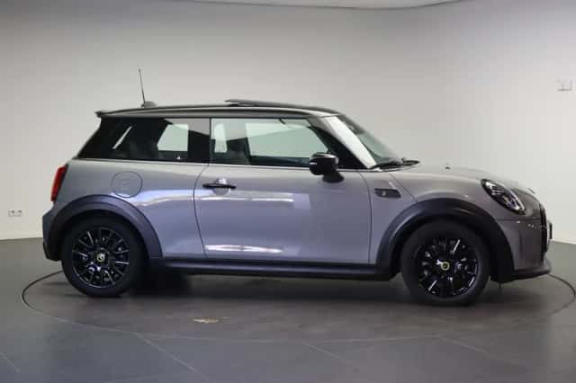 MINI Mini Electric (2022) thumbnail 4