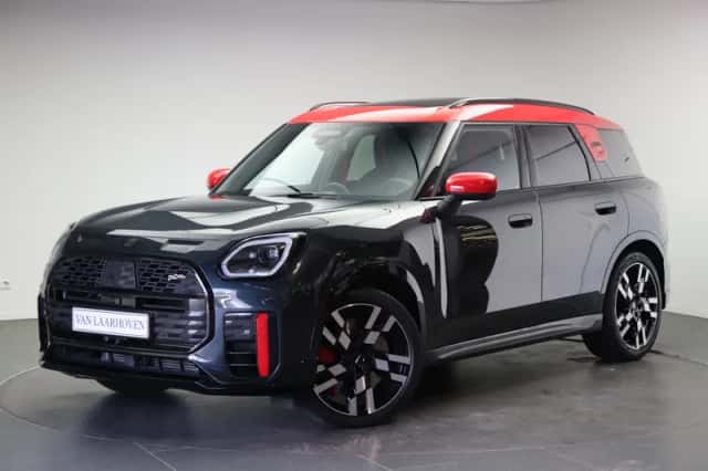MINI Countryman (2024) thumbnail 1