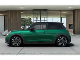 MINI Hatchback (2026) thumbnail 2
