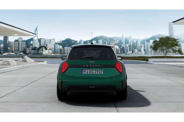 MINI Hatchback (2026) thumbnail 3