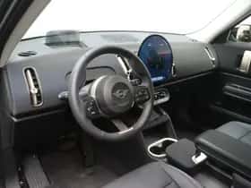 MINI Countryman (2024) thumbnail 12