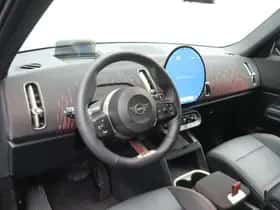MINI Countryman (2024) thumbnail 11