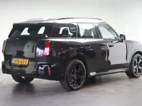 MINI Countryman (2024) thumbnail 3