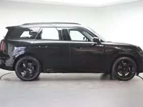 MINI Countryman (2024) thumbnail 4