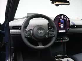 MINI Hatchback (2025) thumbnail 25