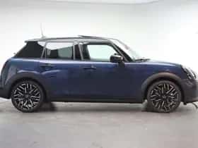 MINI Hatchback (2025) thumbnail 4