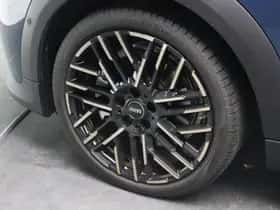 MINI Hatchback (2025) thumbnail 6