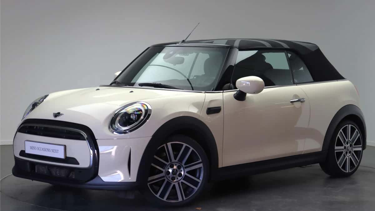 MINI Cabrio (2021) — foto 1