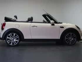 MINI Cabrio (2021) thumbnail 5