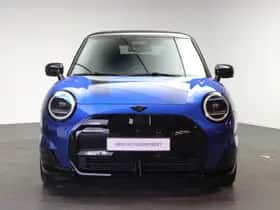 MINI Hatchback (2026) thumbnail 5