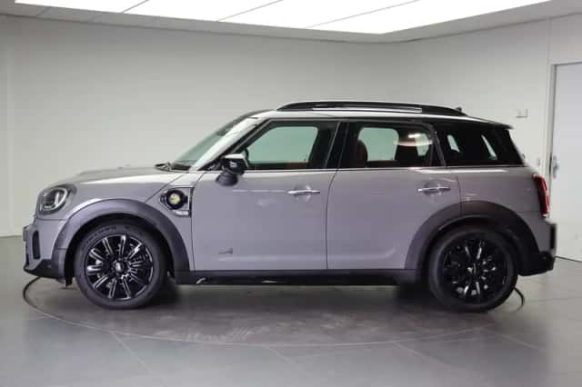 MINI Countryman (2020) thumbnail 2