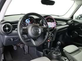 MINI Hatchback (2022) thumbnail 11
