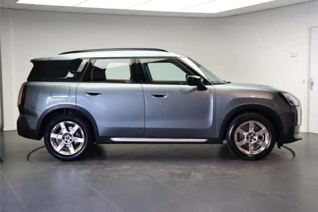 MINI Countryman (2024) thumbnail 5
