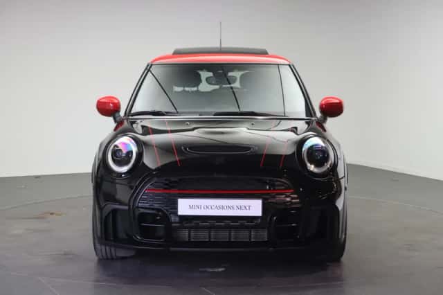 MINI Hatchback (2022) thumbnail 5