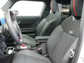 MINI Hatchback (2026) thumbnail 11