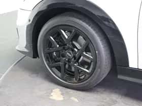 MINI Hatchback (2026) thumbnail 6