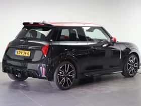 MINI Hatchback (2026) thumbnail 3