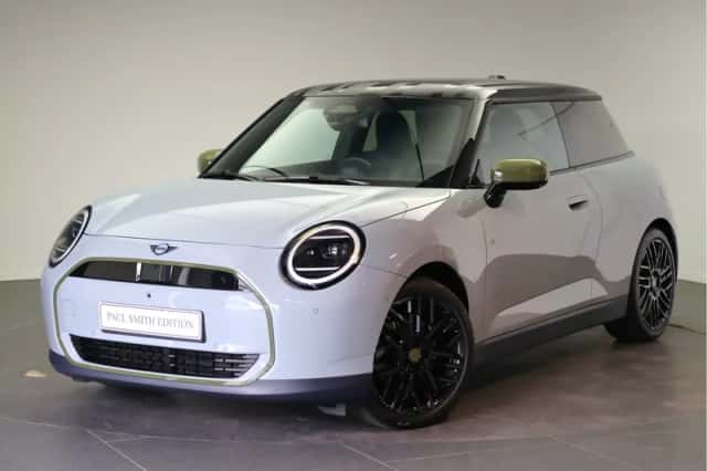 MINI Hatchback (2026) thumbnail 1