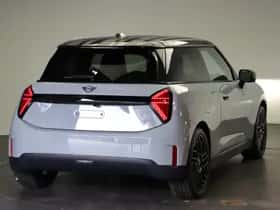 MINI Hatchback (2026) thumbnail 3