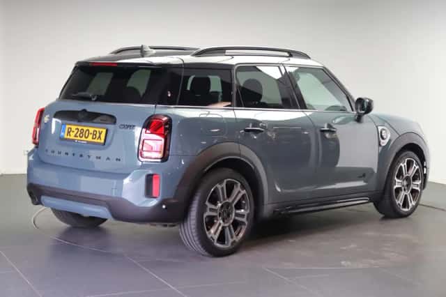 MINI Countryman (2022) thumbnail 3