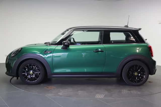 MINI Electric (2022) thumbnail 3