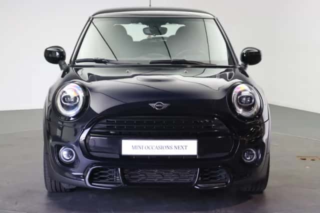 MINI Hatchback (2021) thumbnail 2