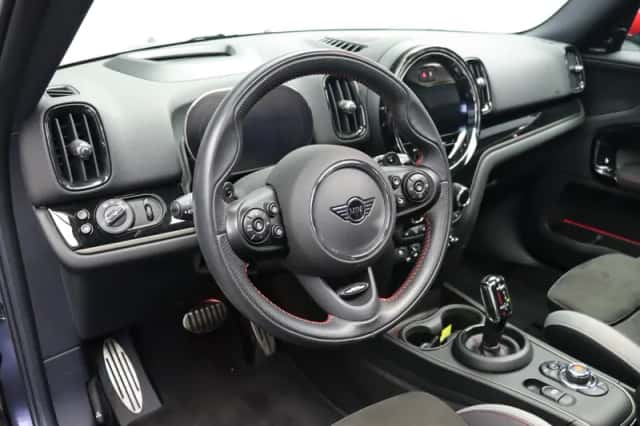MINI Countryman (2021) thumbnail 4